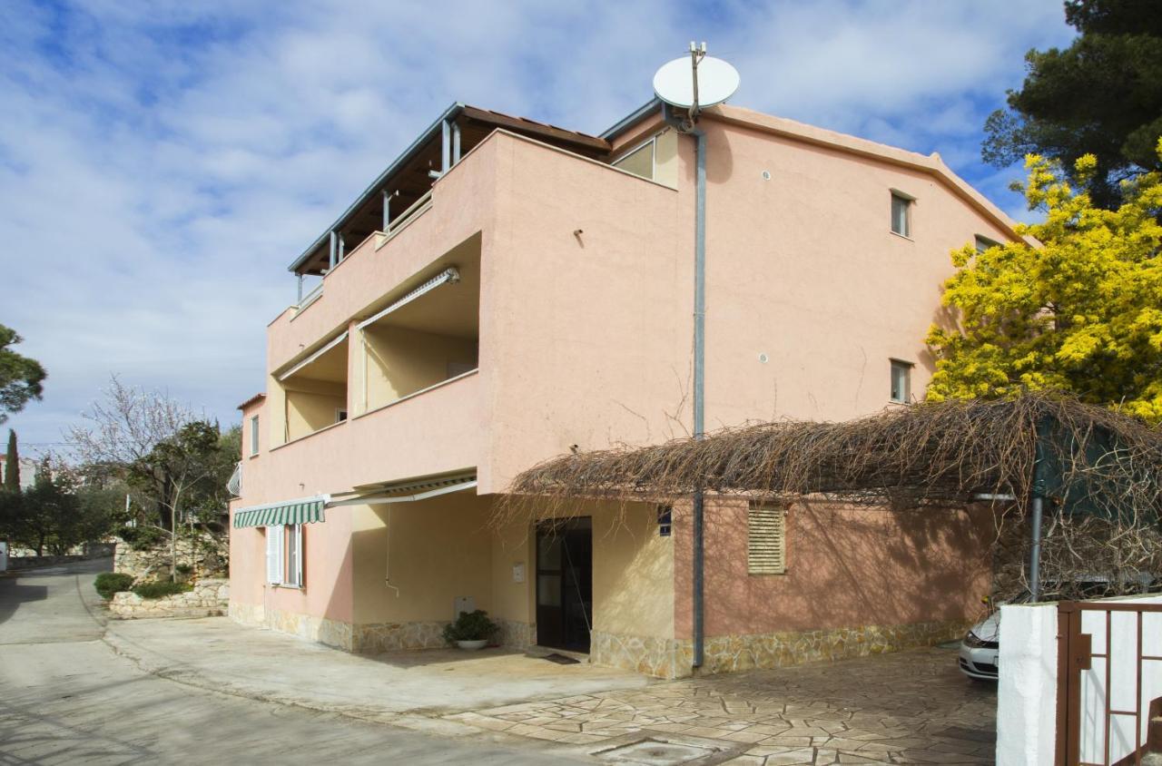 Apartments By The Sea Mavarstica, Ciovo - 12696 Trogir Eksteriør bilde