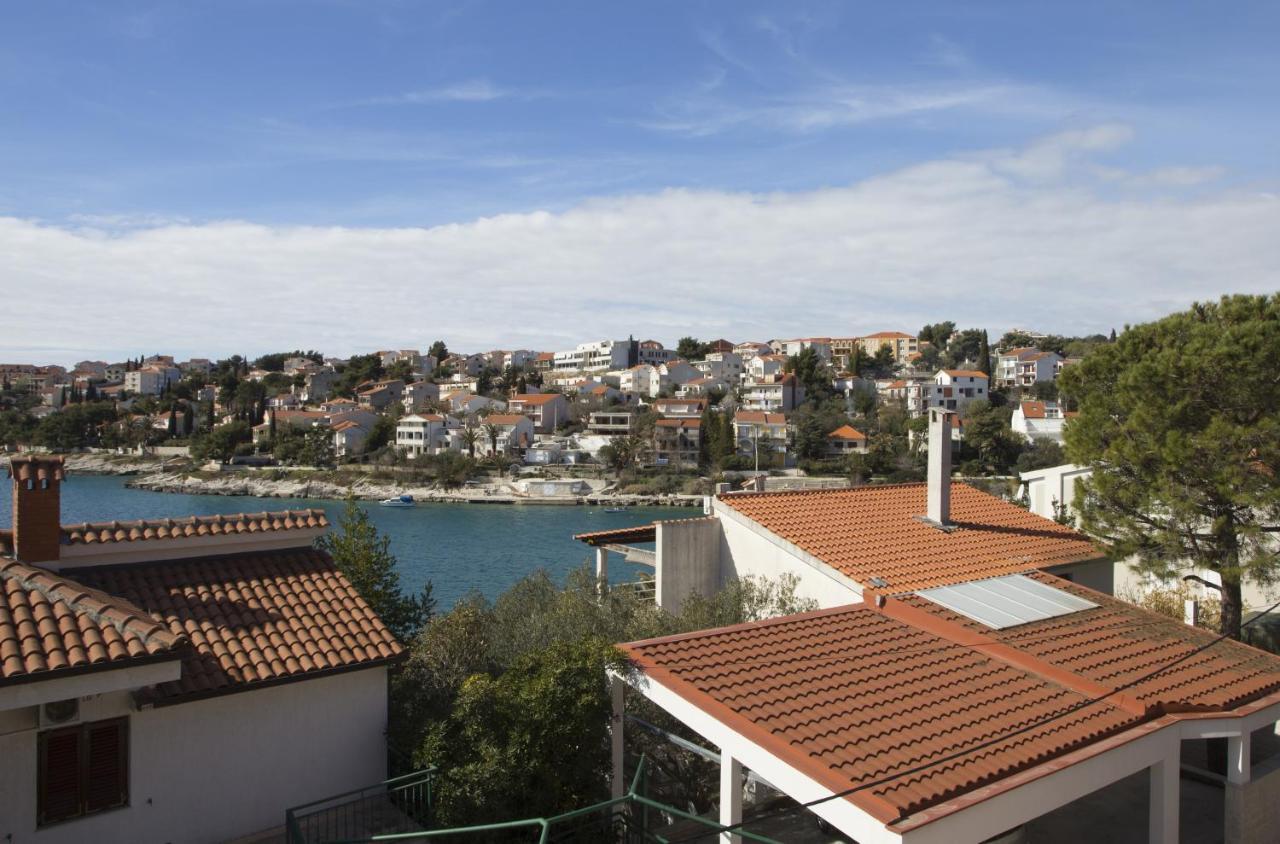 Apartments By The Sea Mavarstica, Ciovo - 12696 Trogir Eksteriør bilde